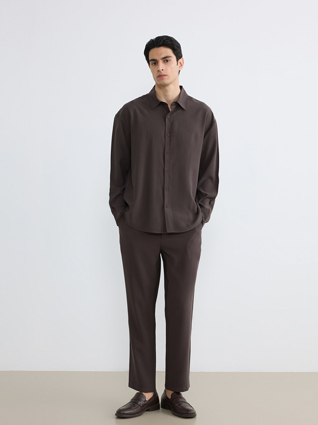 Kahverengi Regular Fit Armürlü Erkek Gömlek-1