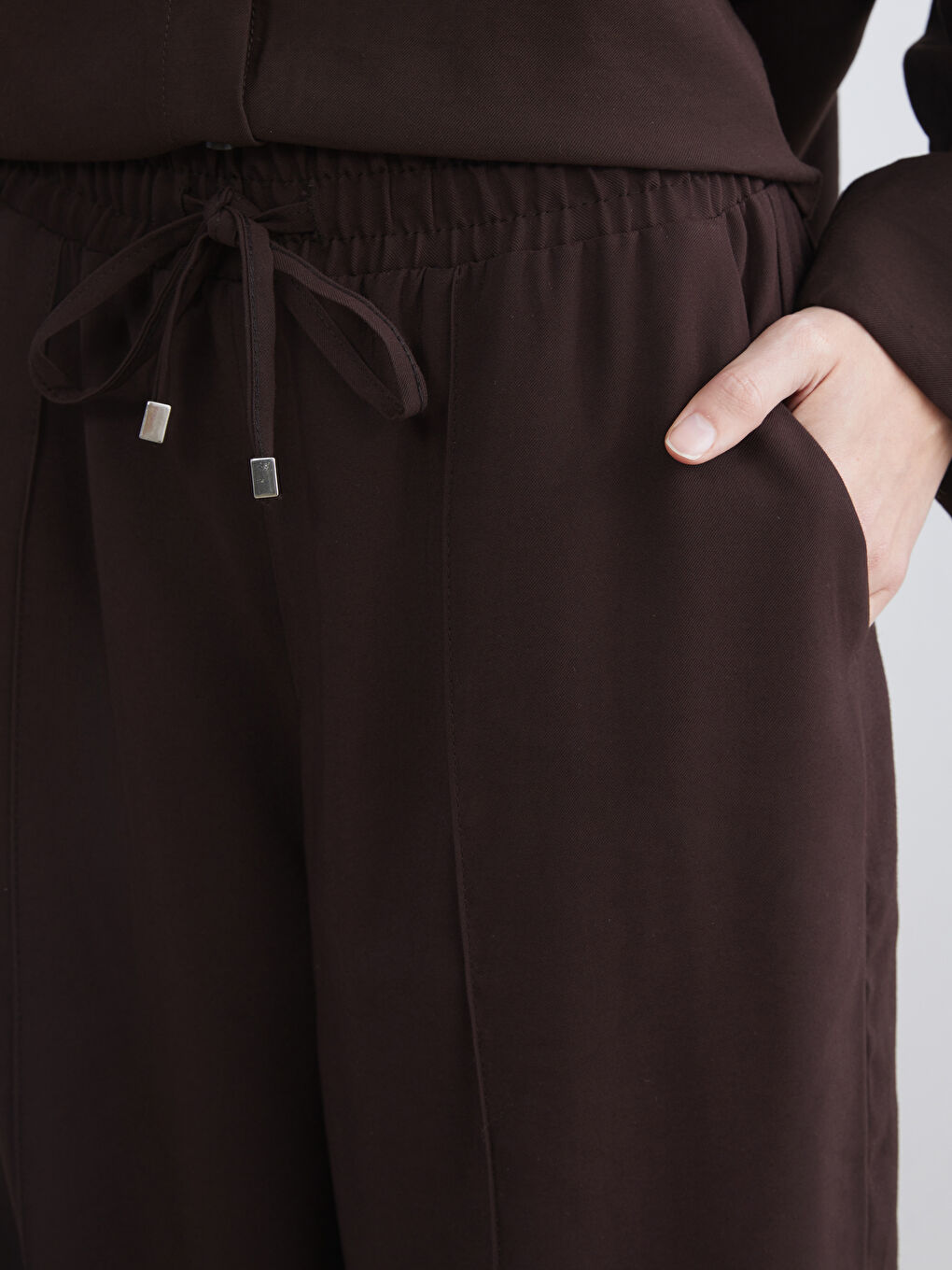 Kahverengi Beli Lastikli Geniş Paça Kadın Pantolon-2