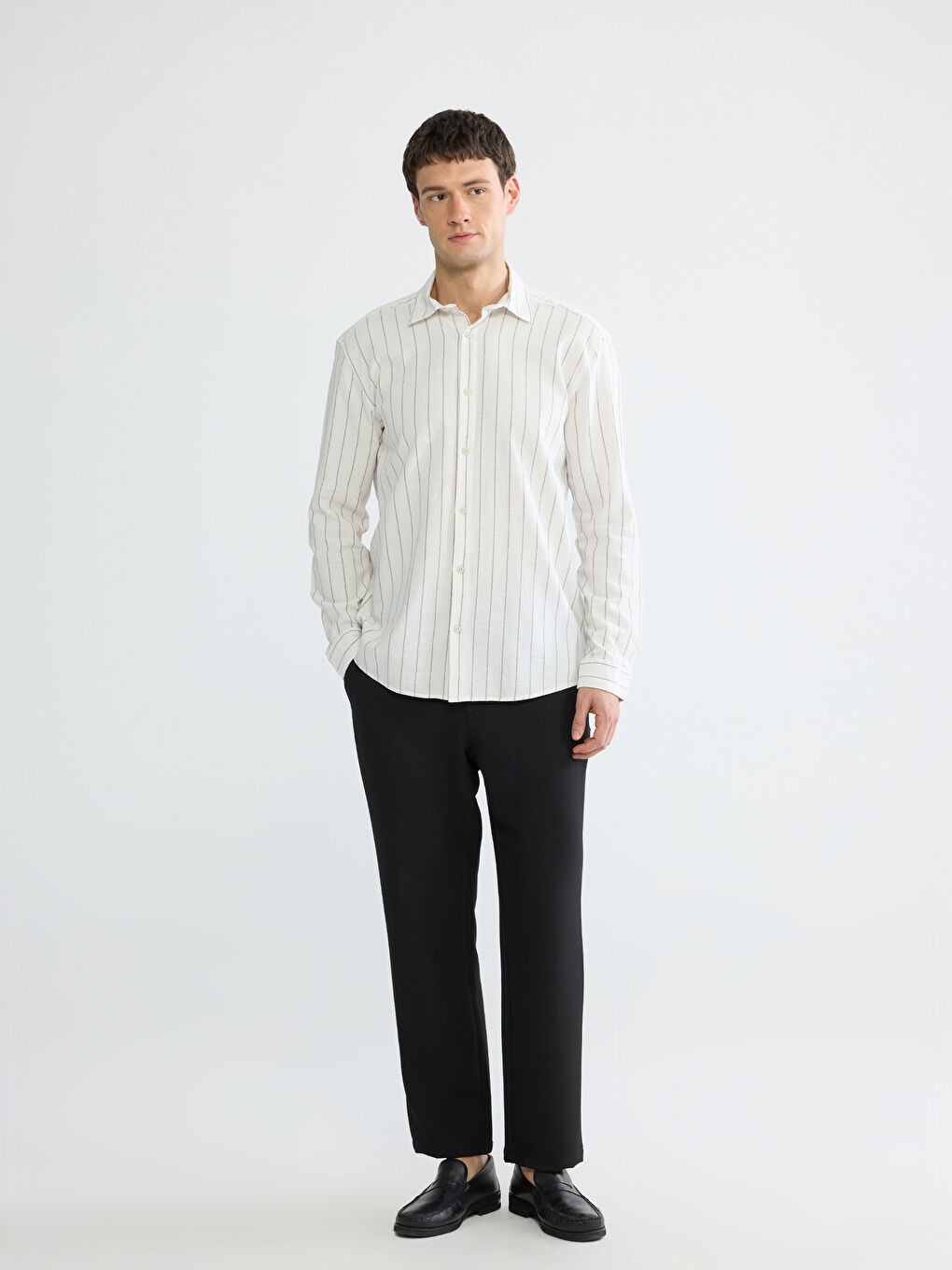 Kahverengi Regular Fit Çizgili Armürlü Erkek Gömlek-1