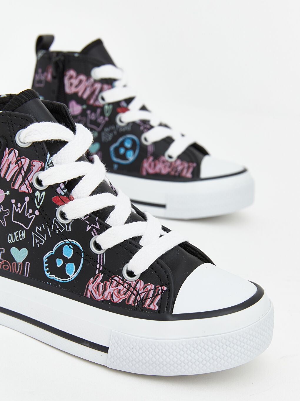 Siyah Kuromi Baskılı Bilek Boy Kız Çocuk Spor Ayakkabı-2