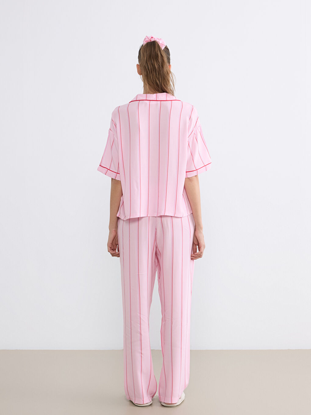 Pembe Gömlek Yaka Çizgili Kadın Pijama Takım-7