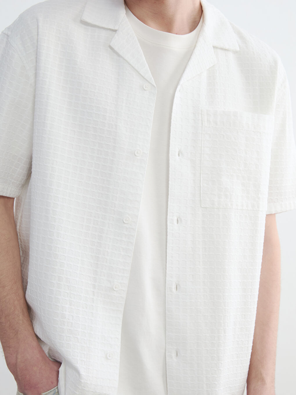 Beyaz Loose Fit Erkek Dokulu Gömlek-4