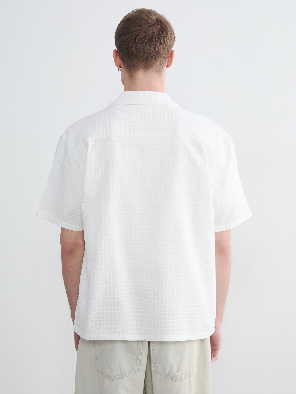 Beyaz Loose Fit Erkek Dokulu Gömlek-6