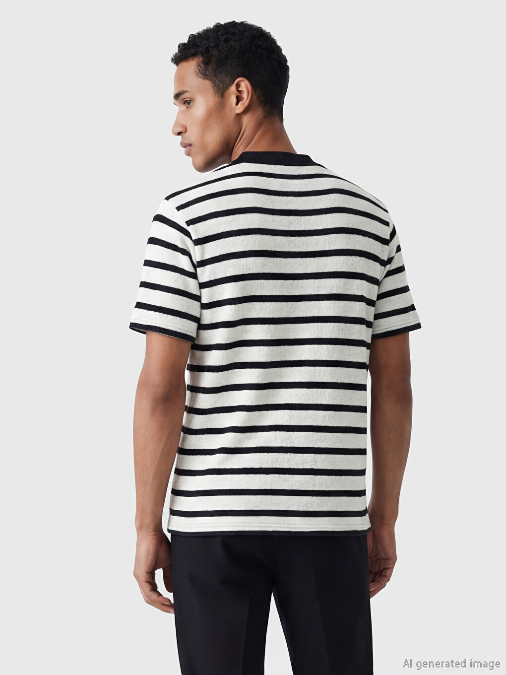 Siyah Polo Yaka Çizgili Erkek Tişört-2