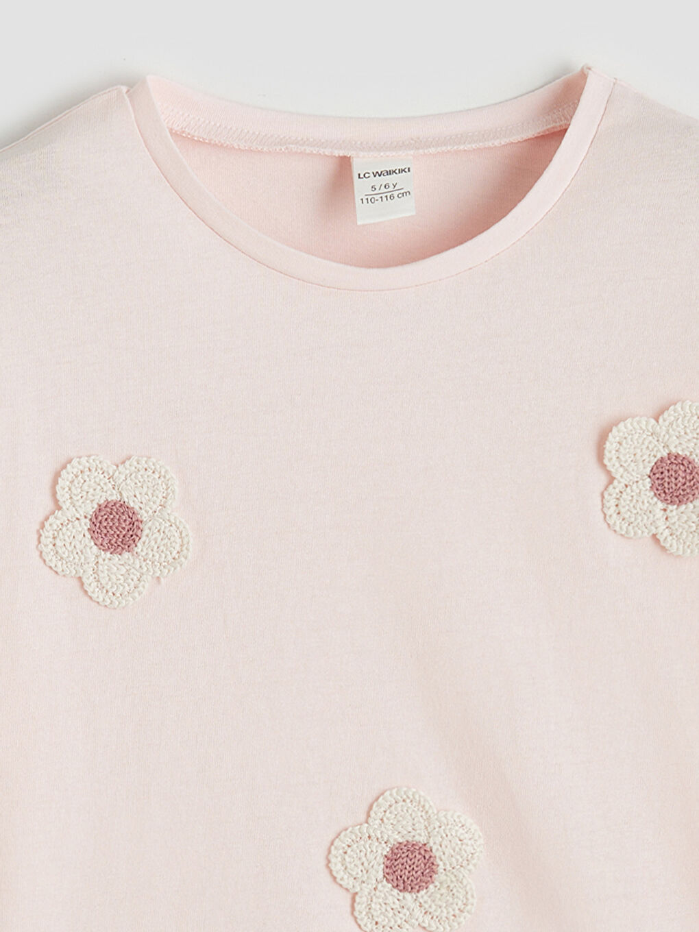 تیشێرتی كچان بە قۆڵی كروو و هێڵدوزراو-2