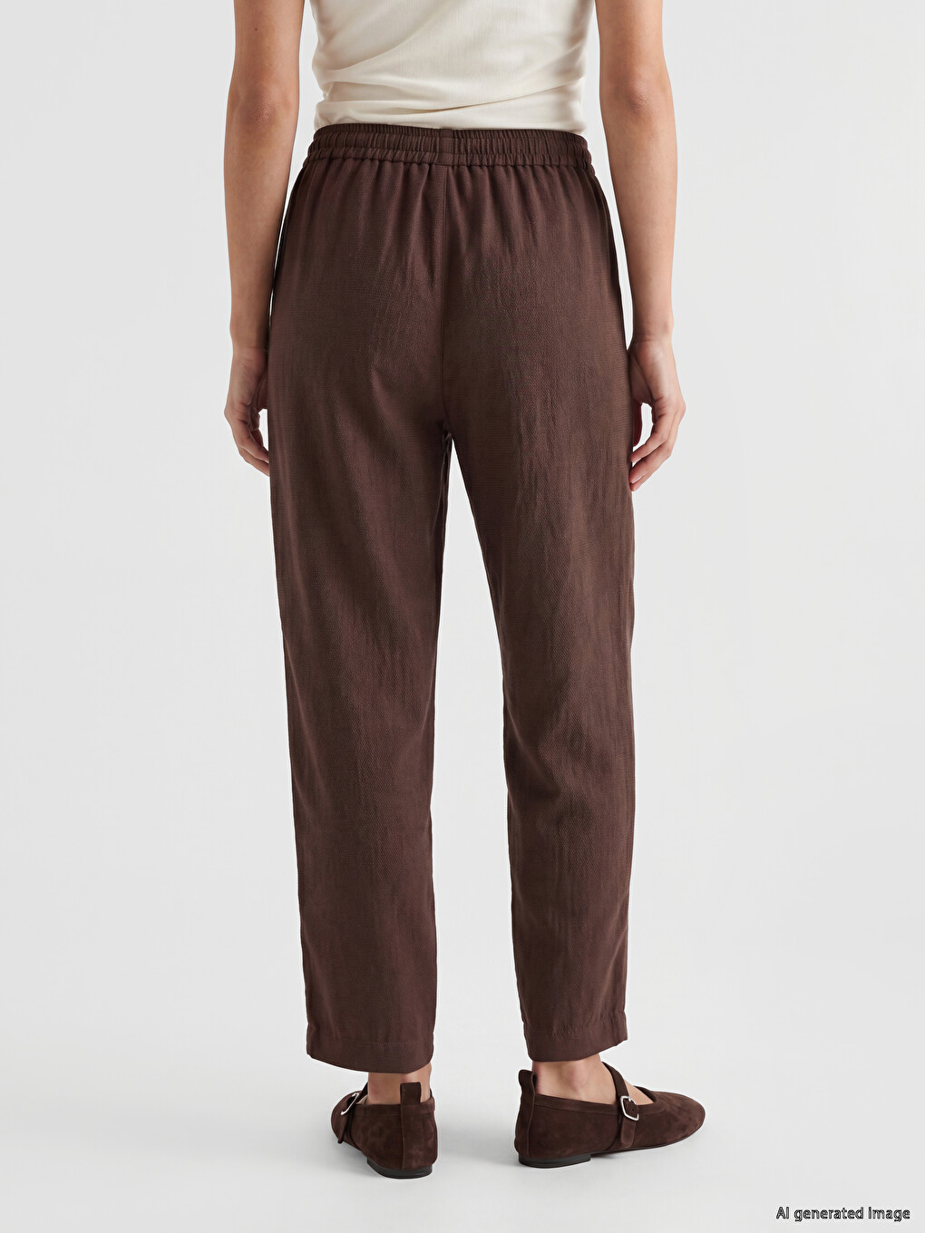 Jean Femme Coupe Carotte À Taille Élastiquée-3