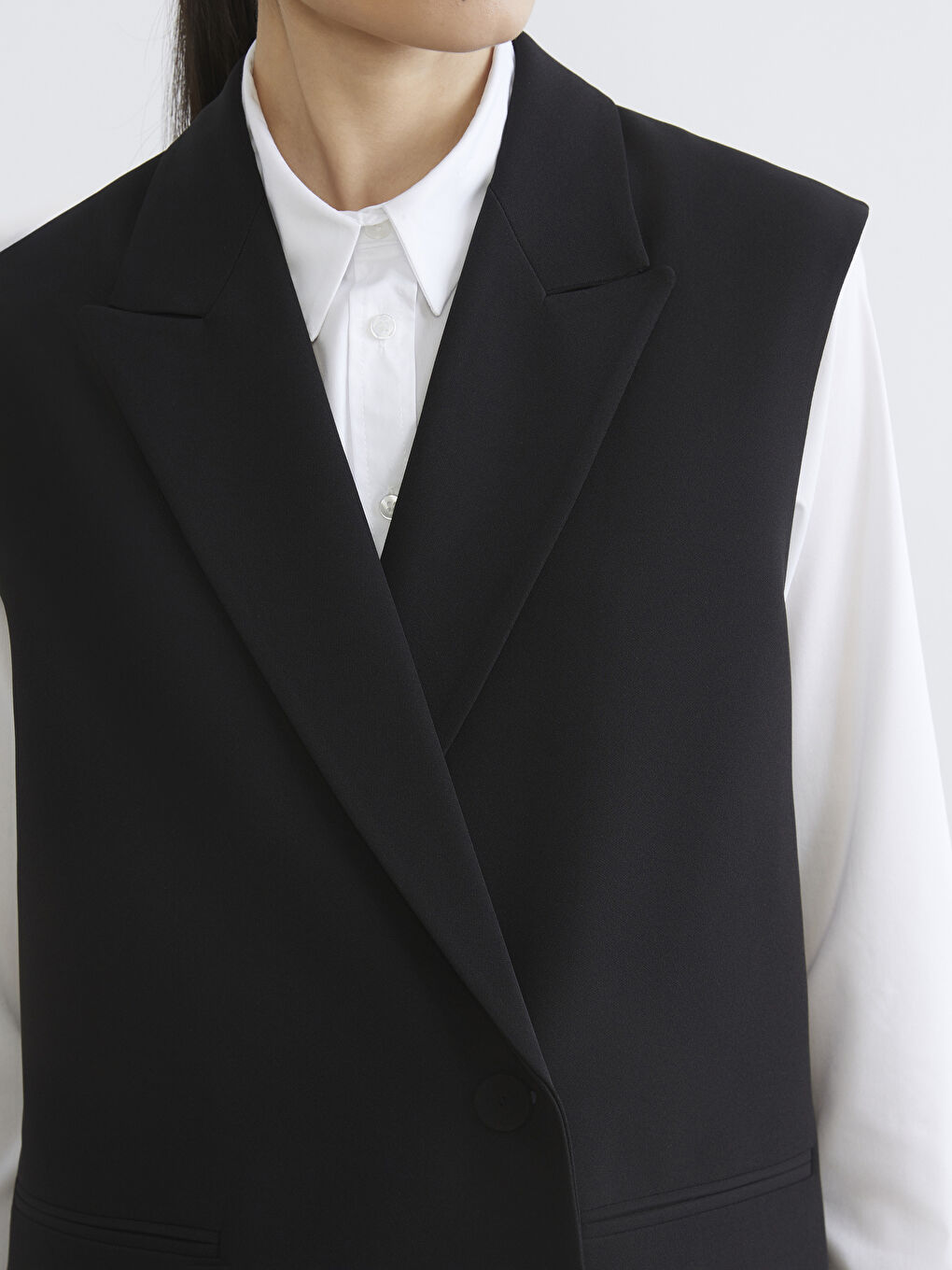 Siyah Kruvaze Yaka Kadın Klasik Yelek-2