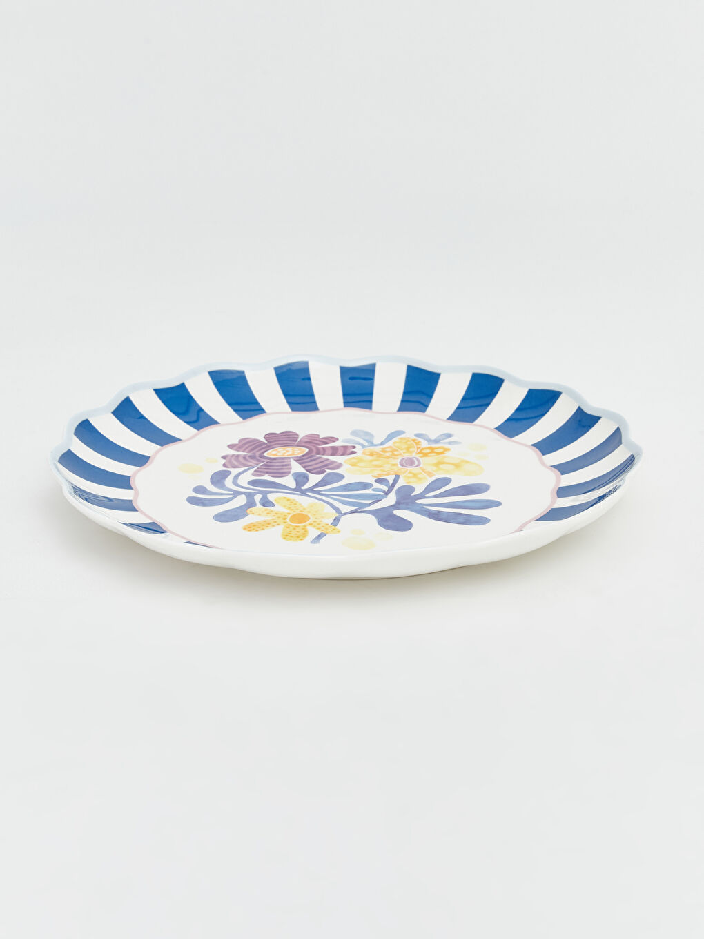 Разноцветный Тарелка-3