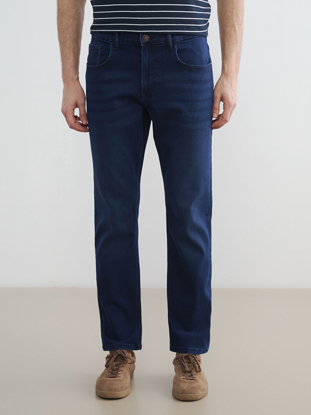 Мъж Индиго Дънки-1