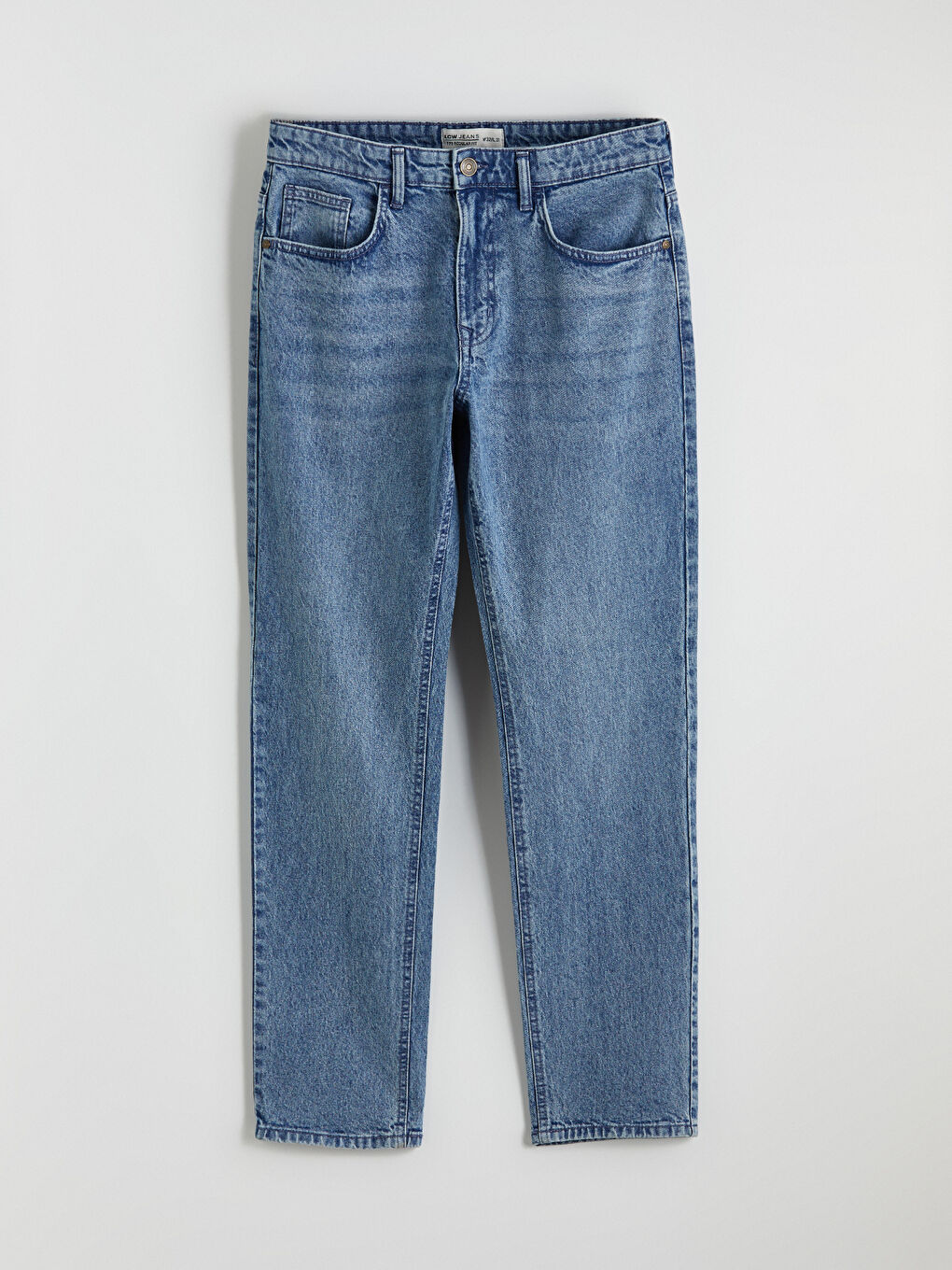 Мъж Синьо Дънки-4