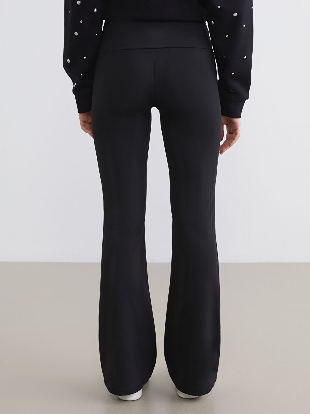 سترێج ڕه‌ش ژن-3