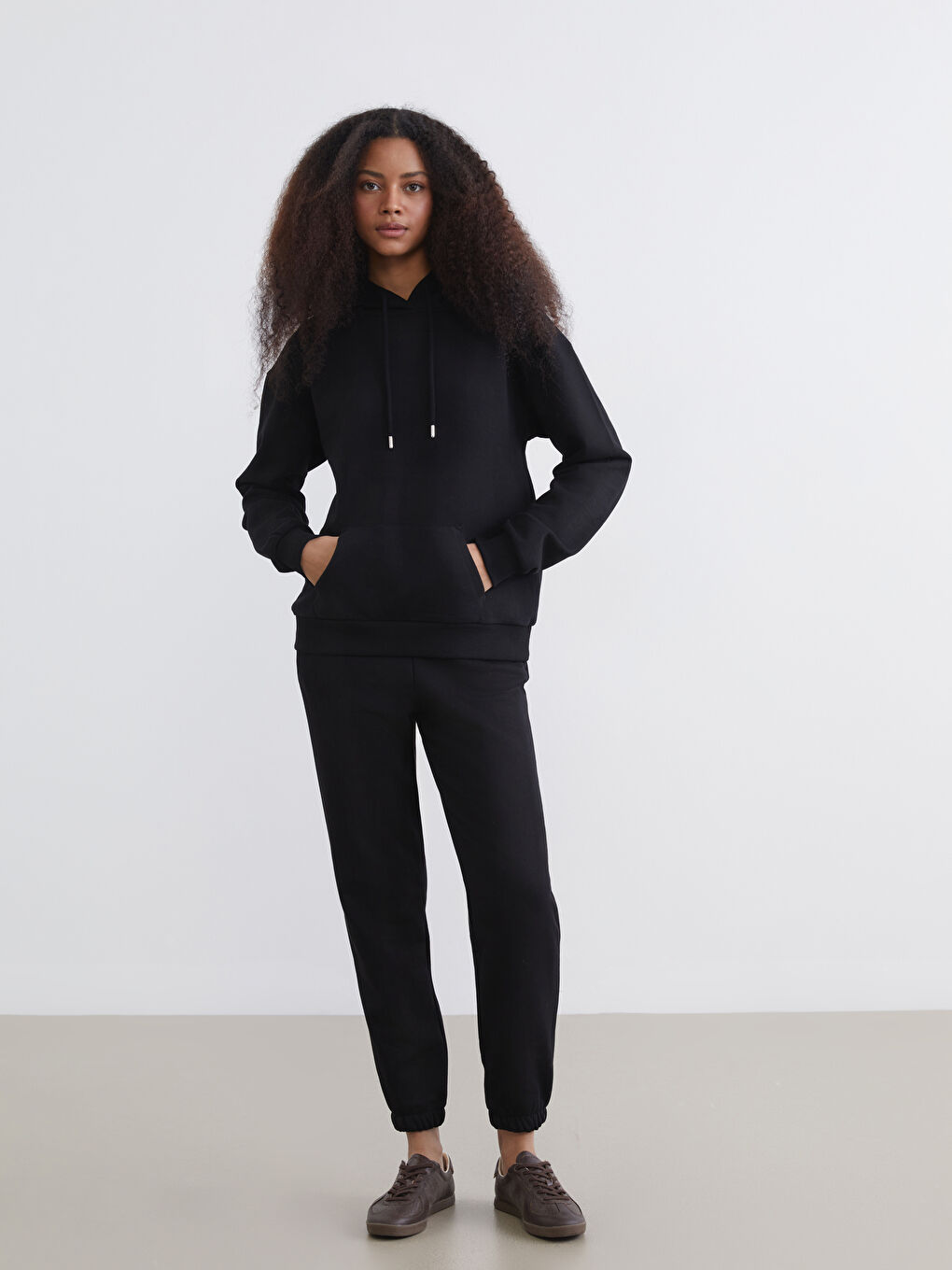 Siyah Beli Lastikli Kadın Kalın Jogger Eşofman Altı