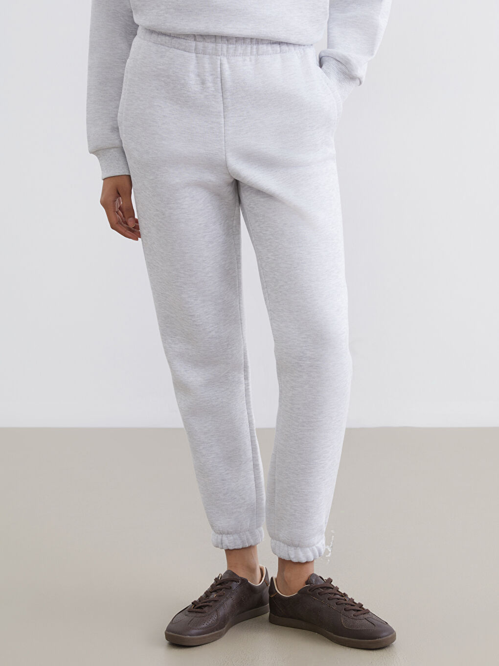 Gri Beli Lastikli Kadın Kalın Jogger Eşofman Altı-1