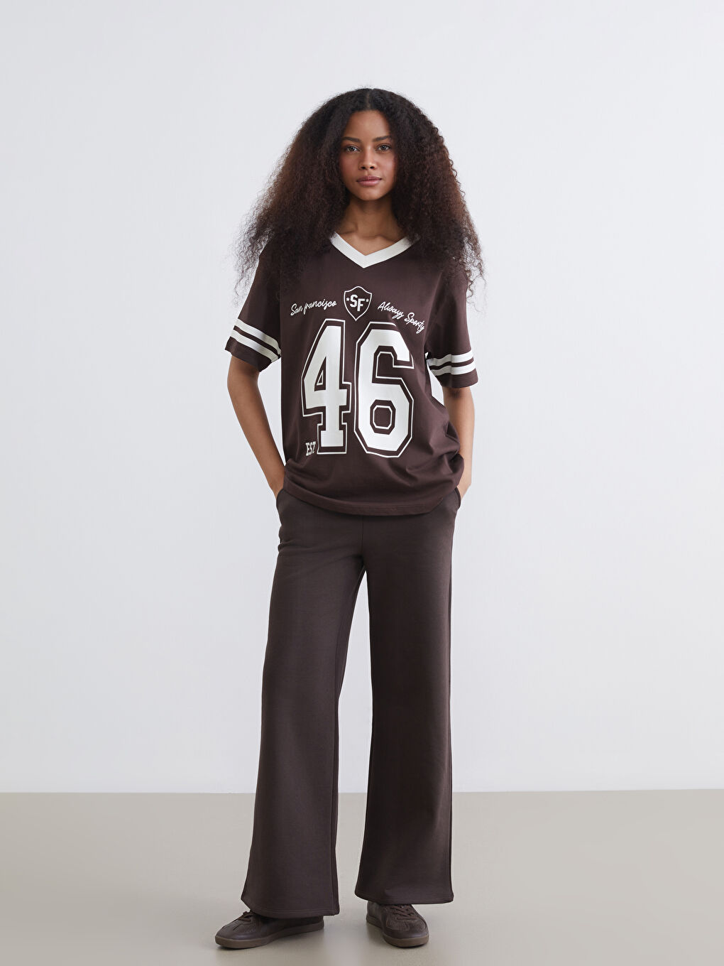 Women's Sweatpants with Elastic Waist