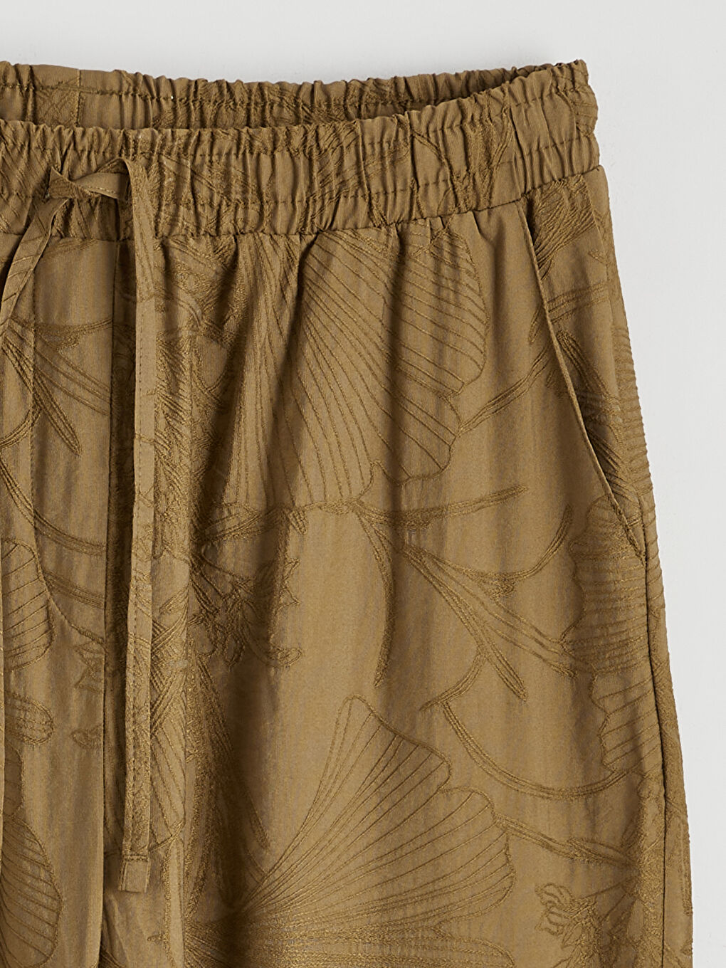 Haki Beli Lastikli Desenli Kadın Pantolon-5