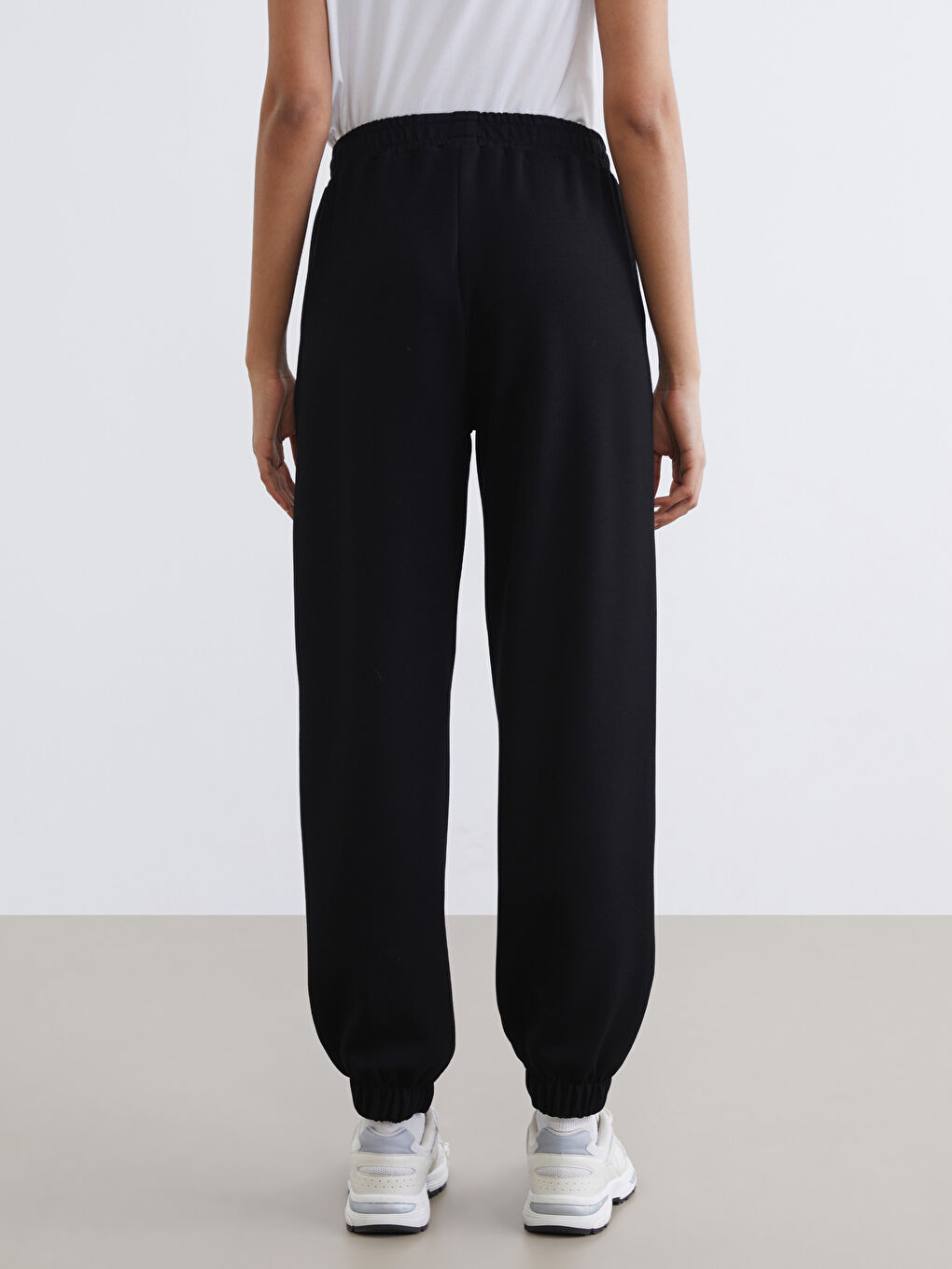 Siyah Beli Lastikli Soft Touch Kadın Jogger Eşofman Altı-3