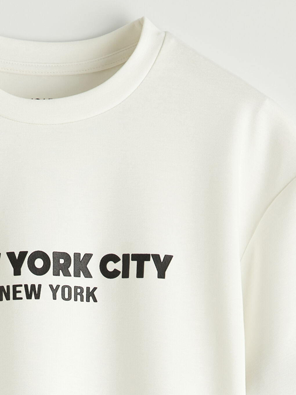 Ekru New York Baskılı Soft Touch Kadın Tişört-1