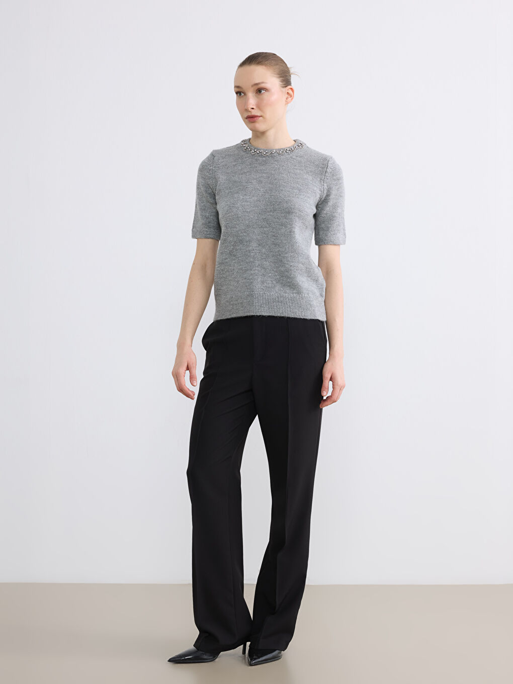 Gri Bisiklet Yaka Taşlı Kadın Triko Kazak-1