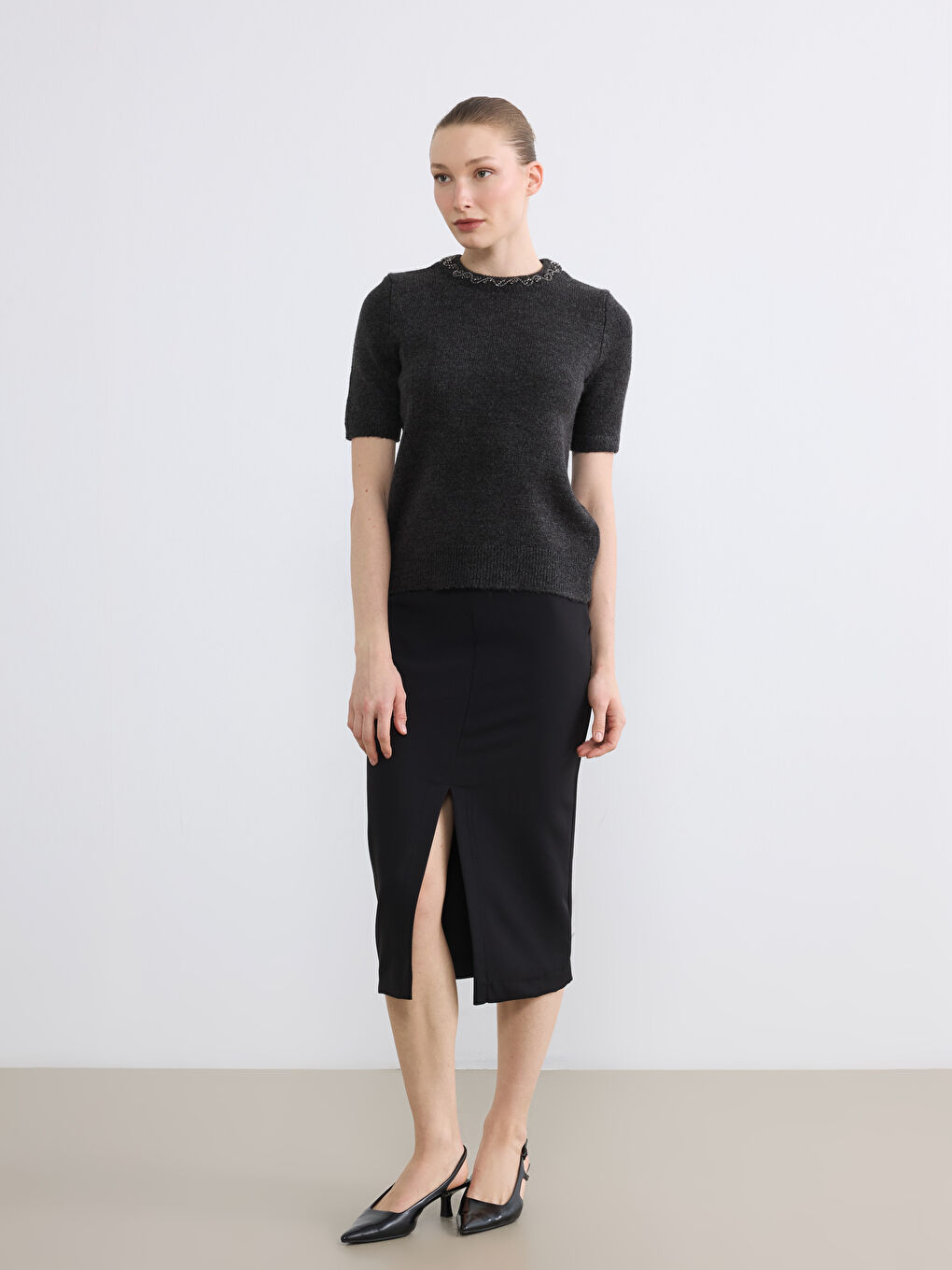 Antrasit Bisiklet Yaka Taşlı Kadın Triko Kazak-1