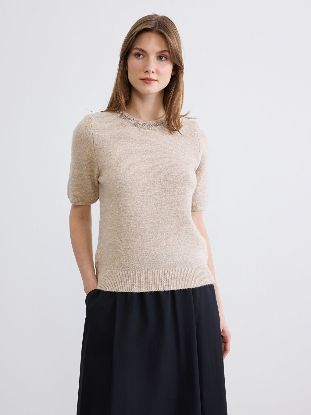 Bej Bisiklet Yaka Taşlı Kadın Triko Kazak