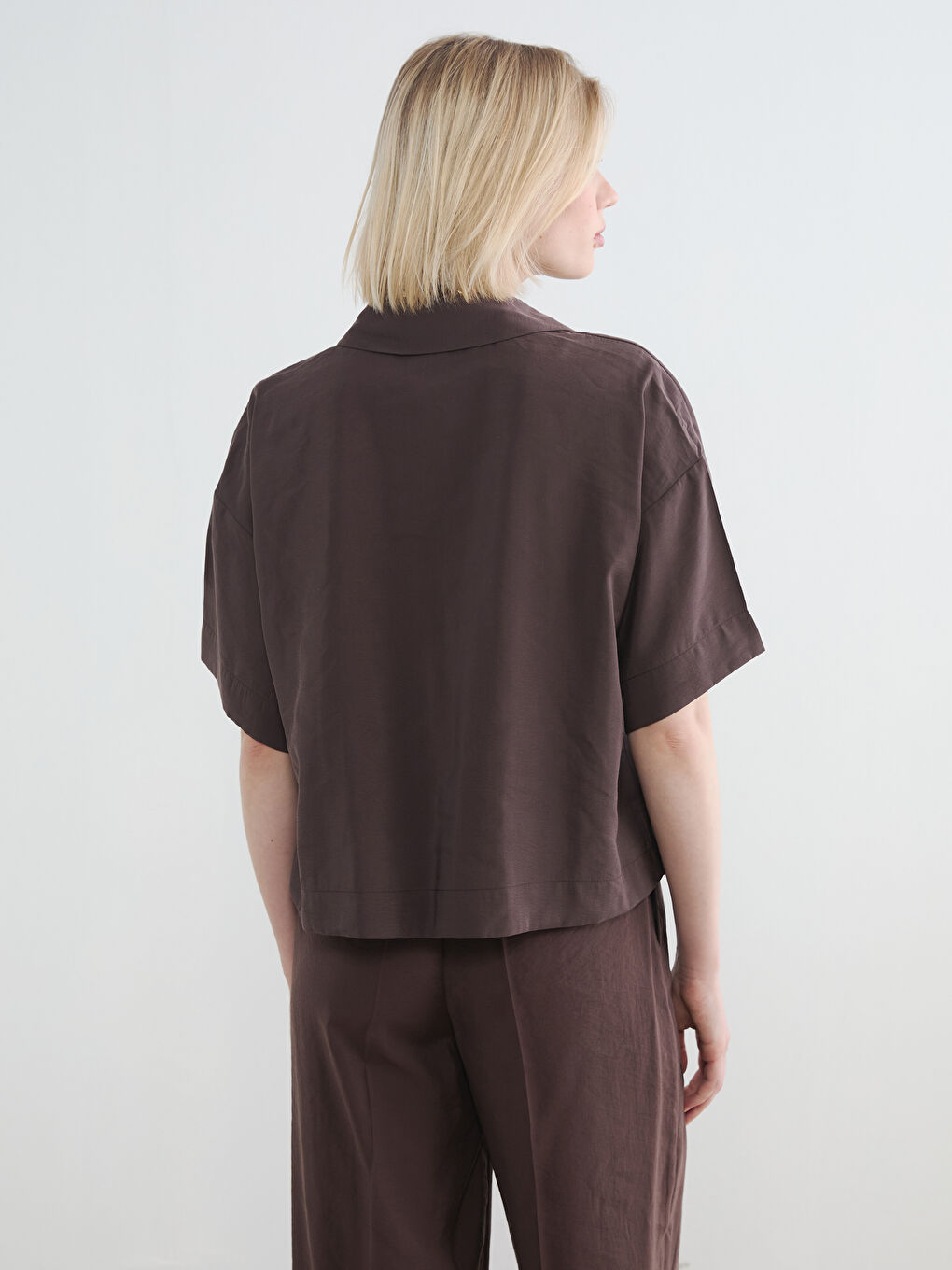 Kahverengi Modal Karışımlı Crop Kadın Gömlek-3