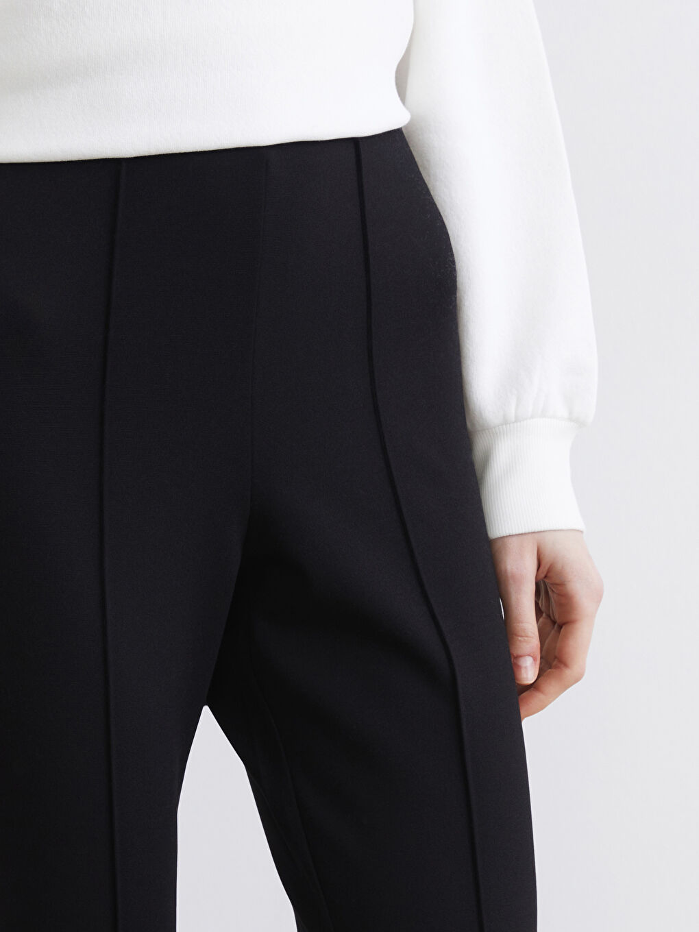 Siyah Dar Fit Kadın İspanyol Paça Pantolon-2