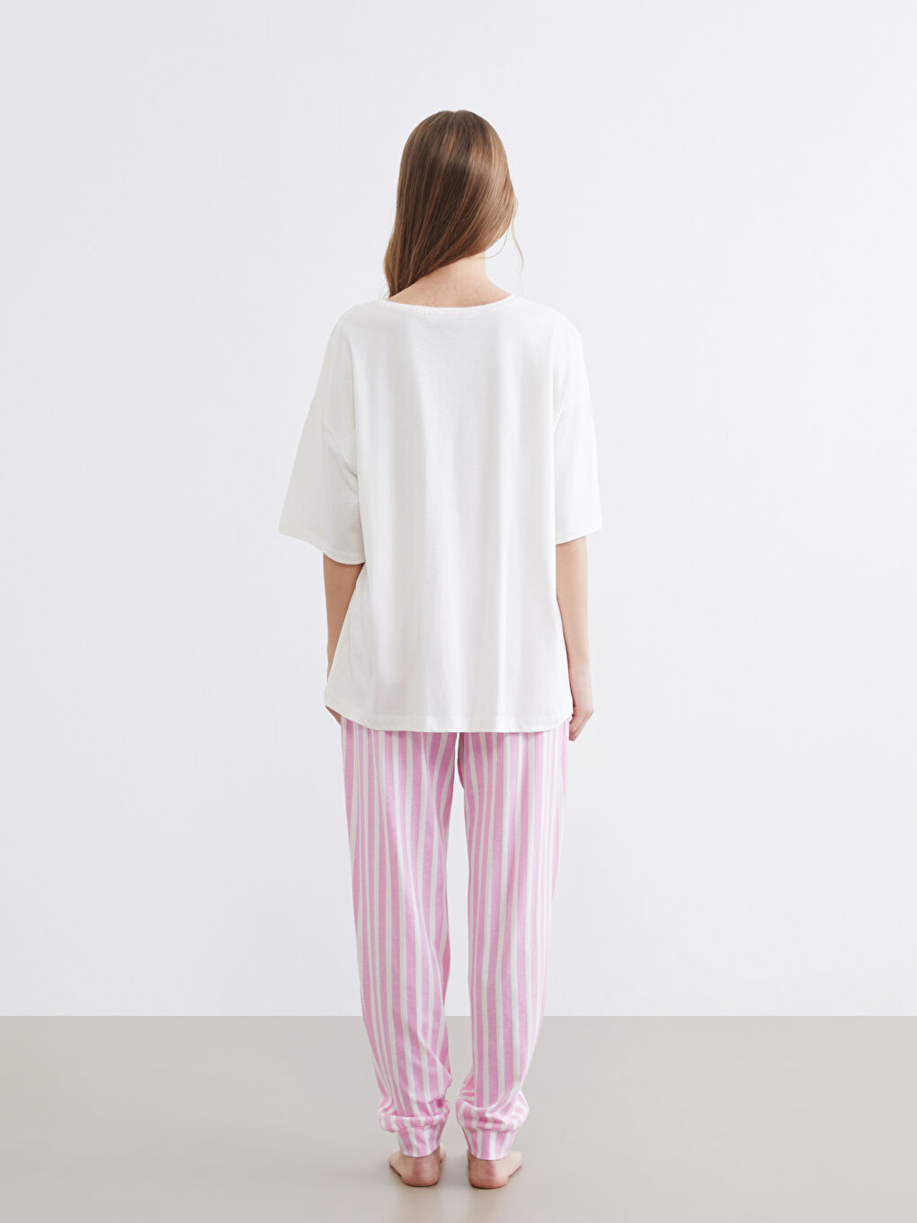 Pembe Bisiklet Yaka Baskılı Kadın Pijama Takım-3