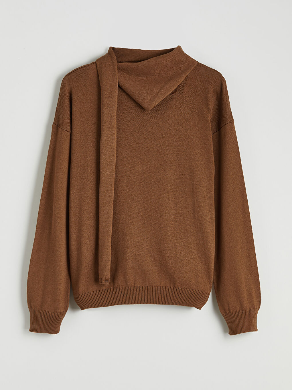 Kahverengi Atkılı Yaka Kadın Triko Kazak-4