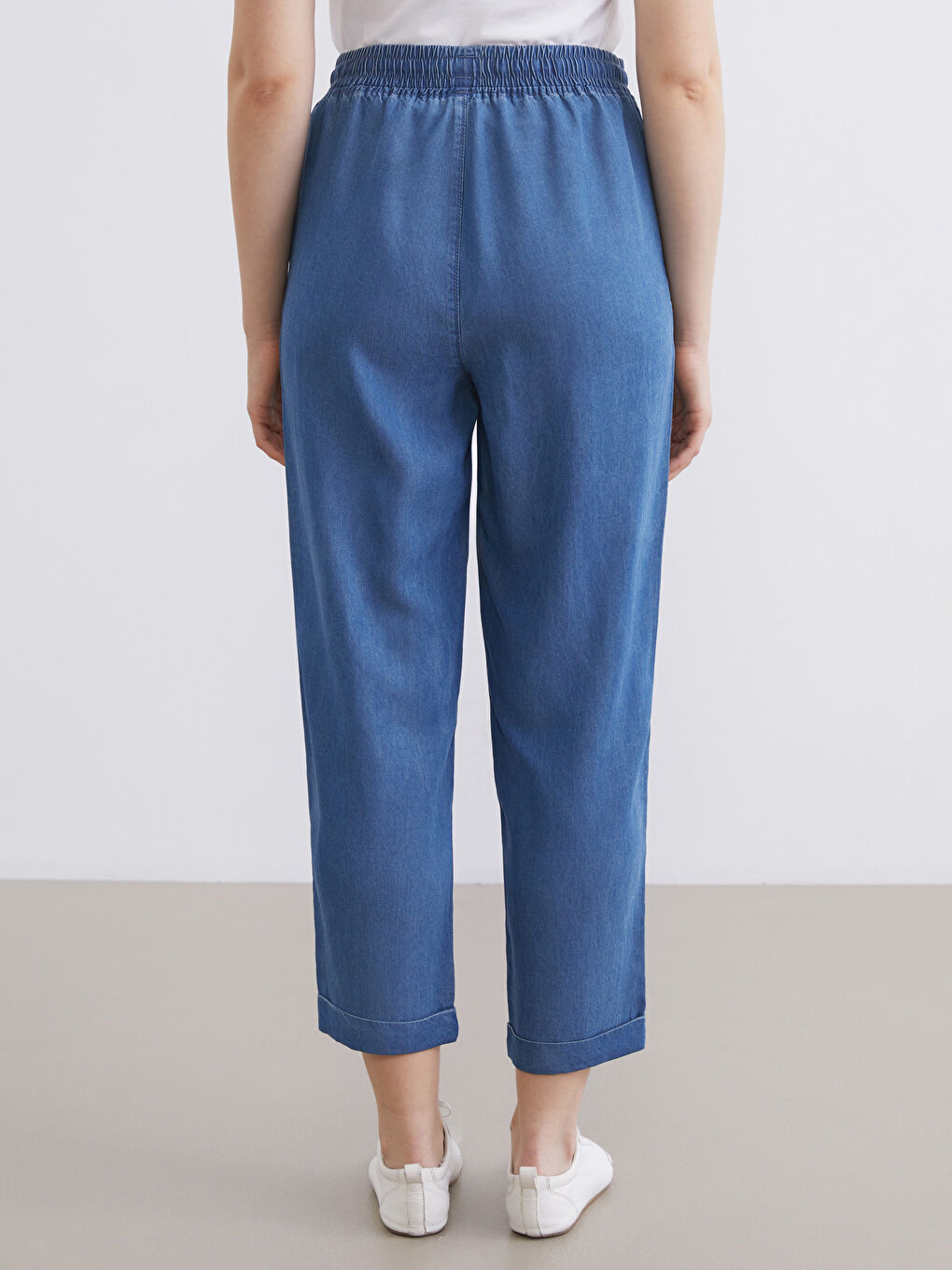 Woman INDIGO Jeans-3