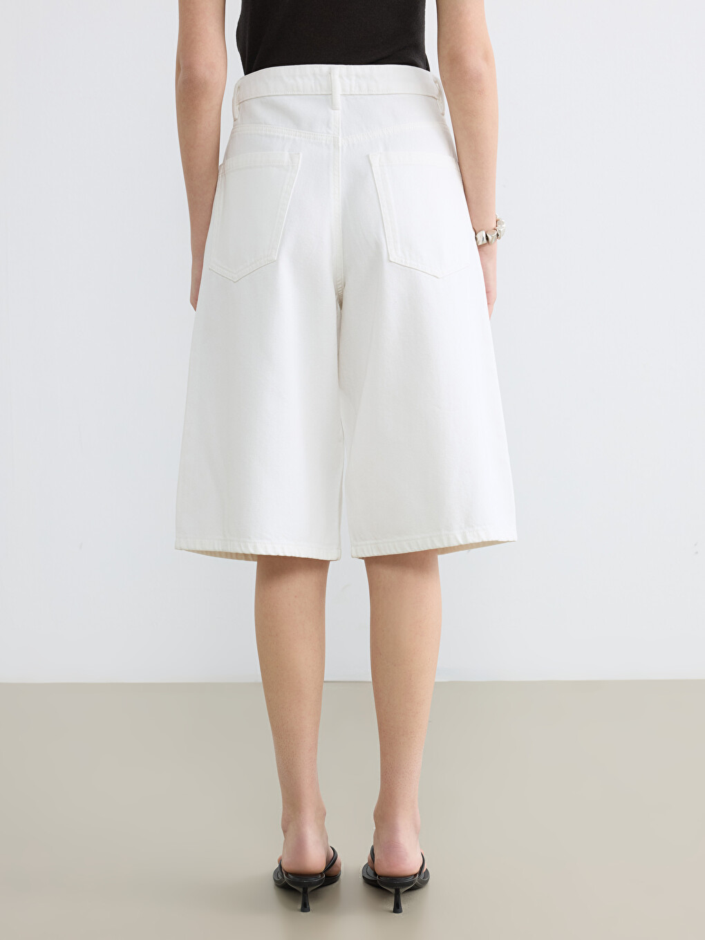 Bermuda Fit Women's Jean Shorts-3
