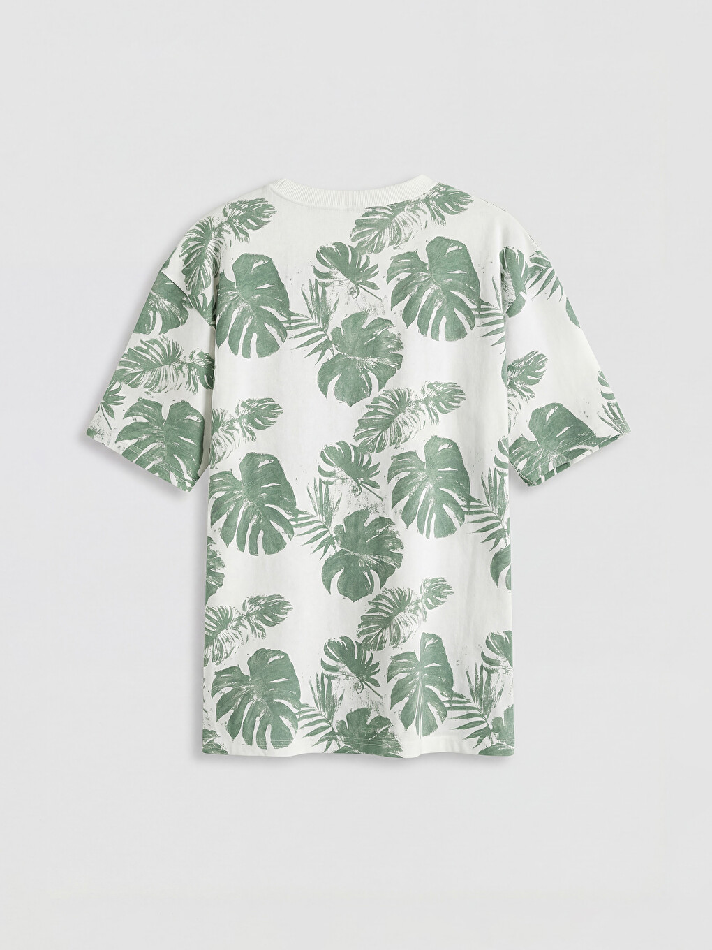 Patterned Boys' T-Shirt and Shorts-3
