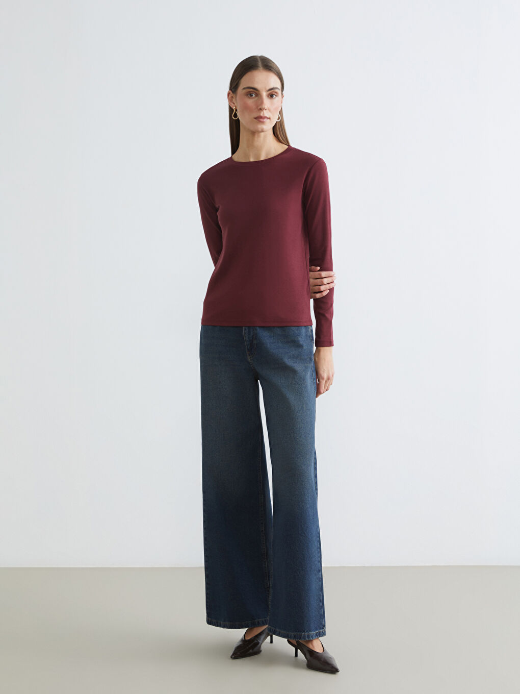 Bordo Bisiklet Yaka Kadın Tişört-1