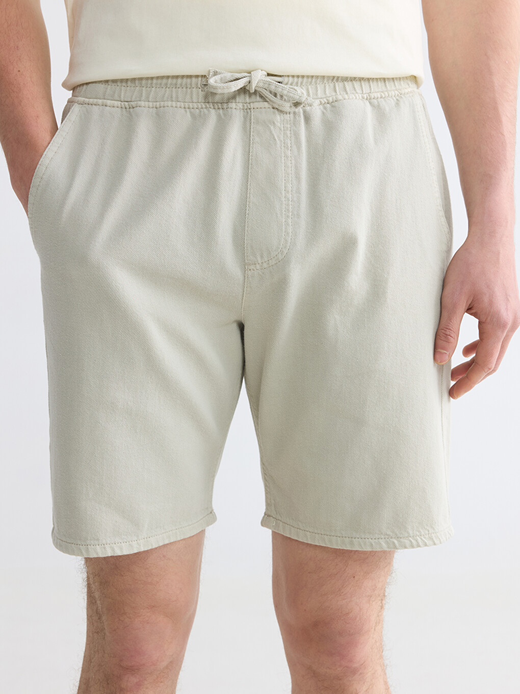 Loose Fit Men's Denim Shorts-4