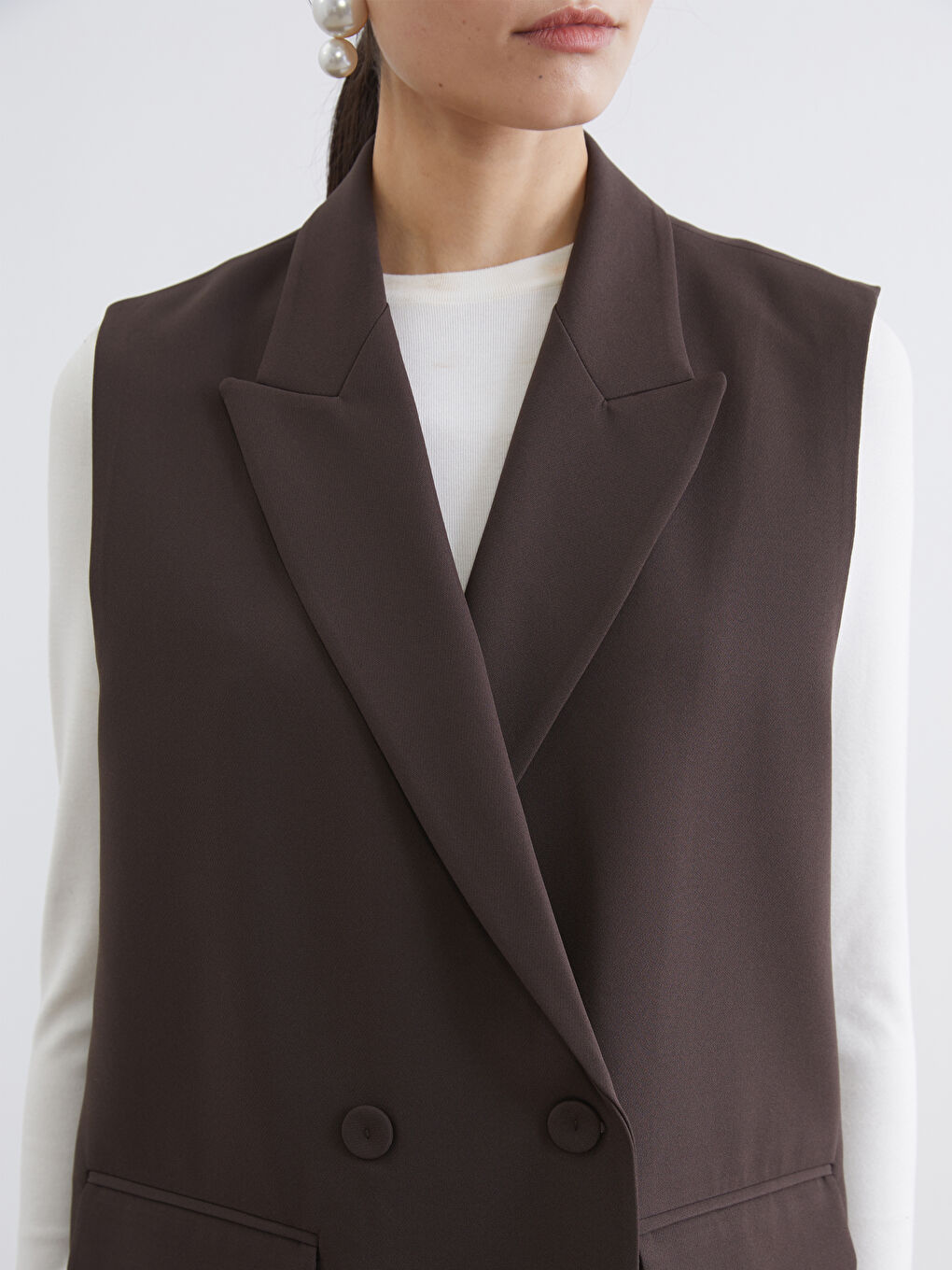 Kahverengi Kruvaze Yaka Kadın Klasik Yelek-2