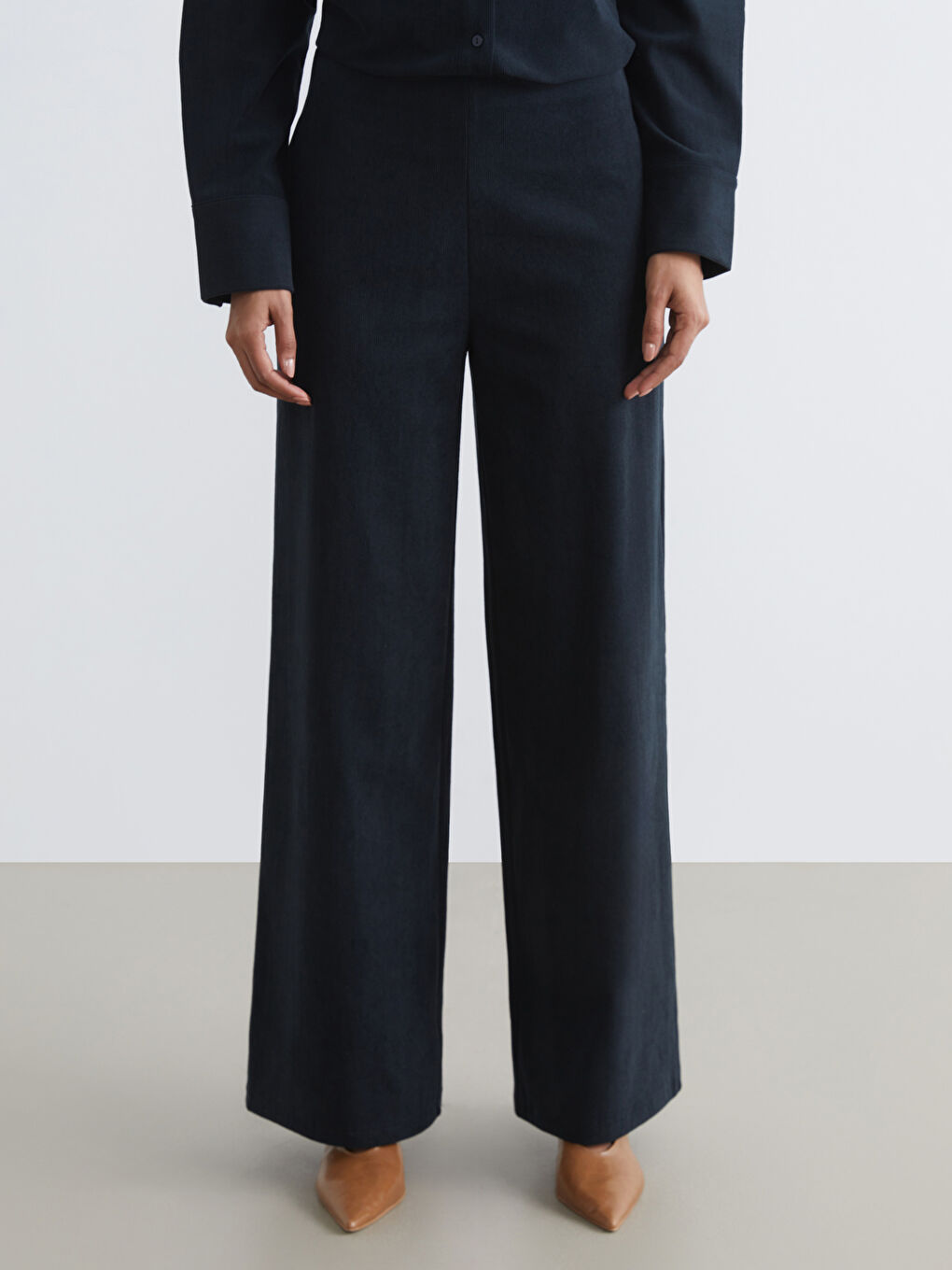 Ženske somotne pantalone sa elastičnim strukom-2