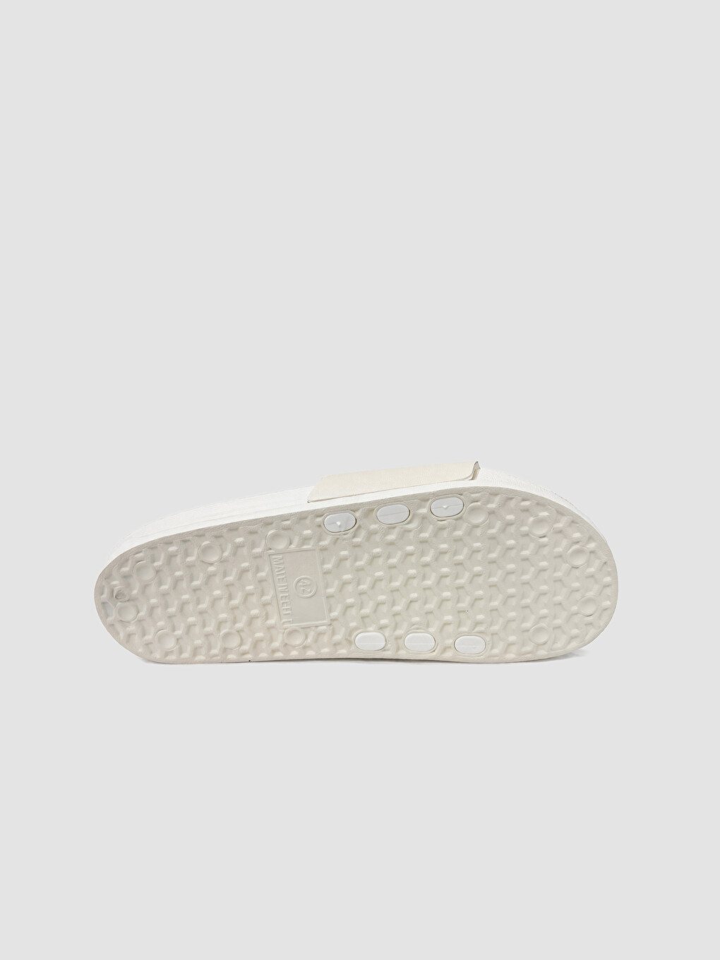 Man White Sliders-2