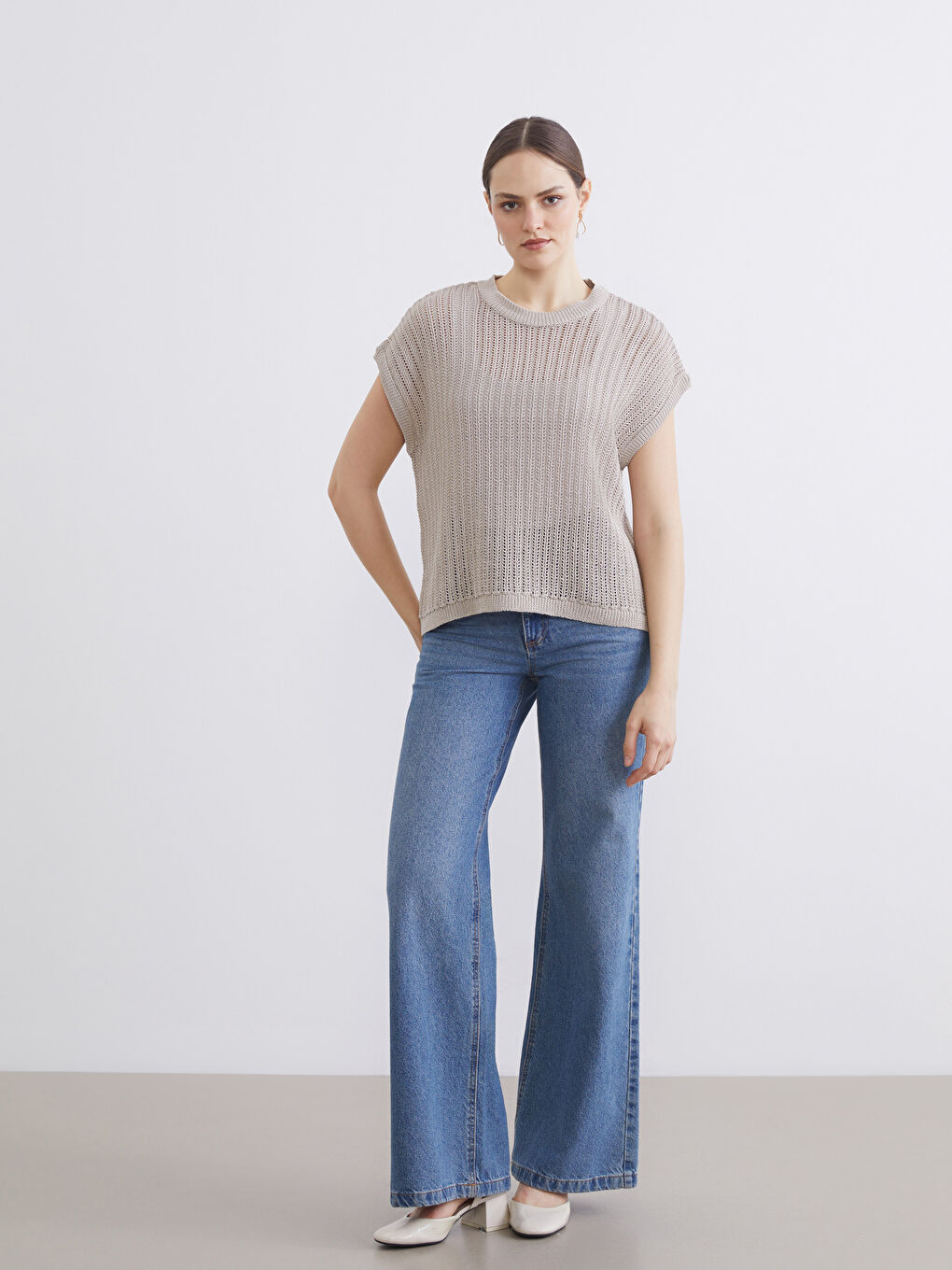 Pulover tricotat cu guler rotund și model perforat pentru femei-1