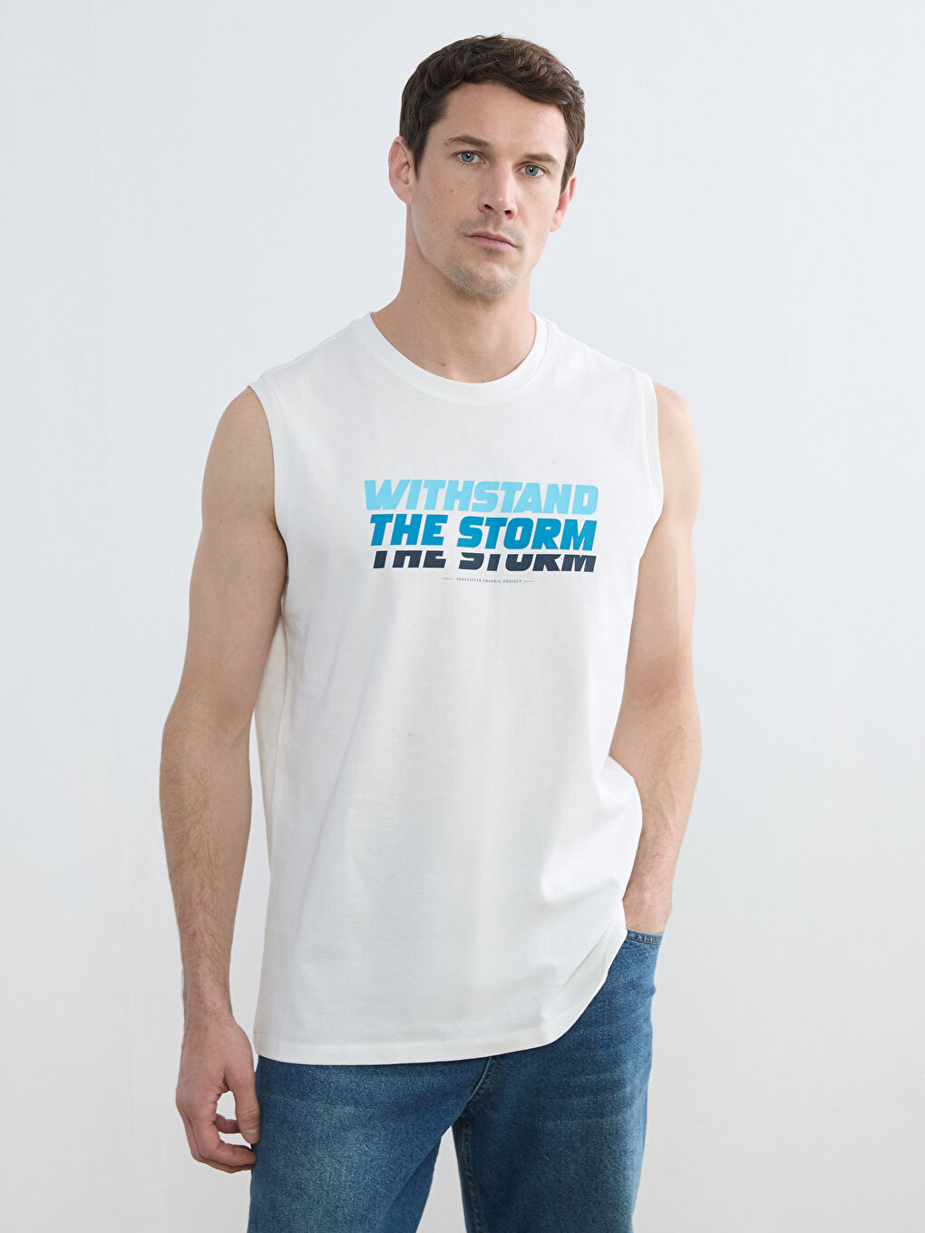 Beyaz Bisiklet Yaka Baskılı Penye Erkek Tişört