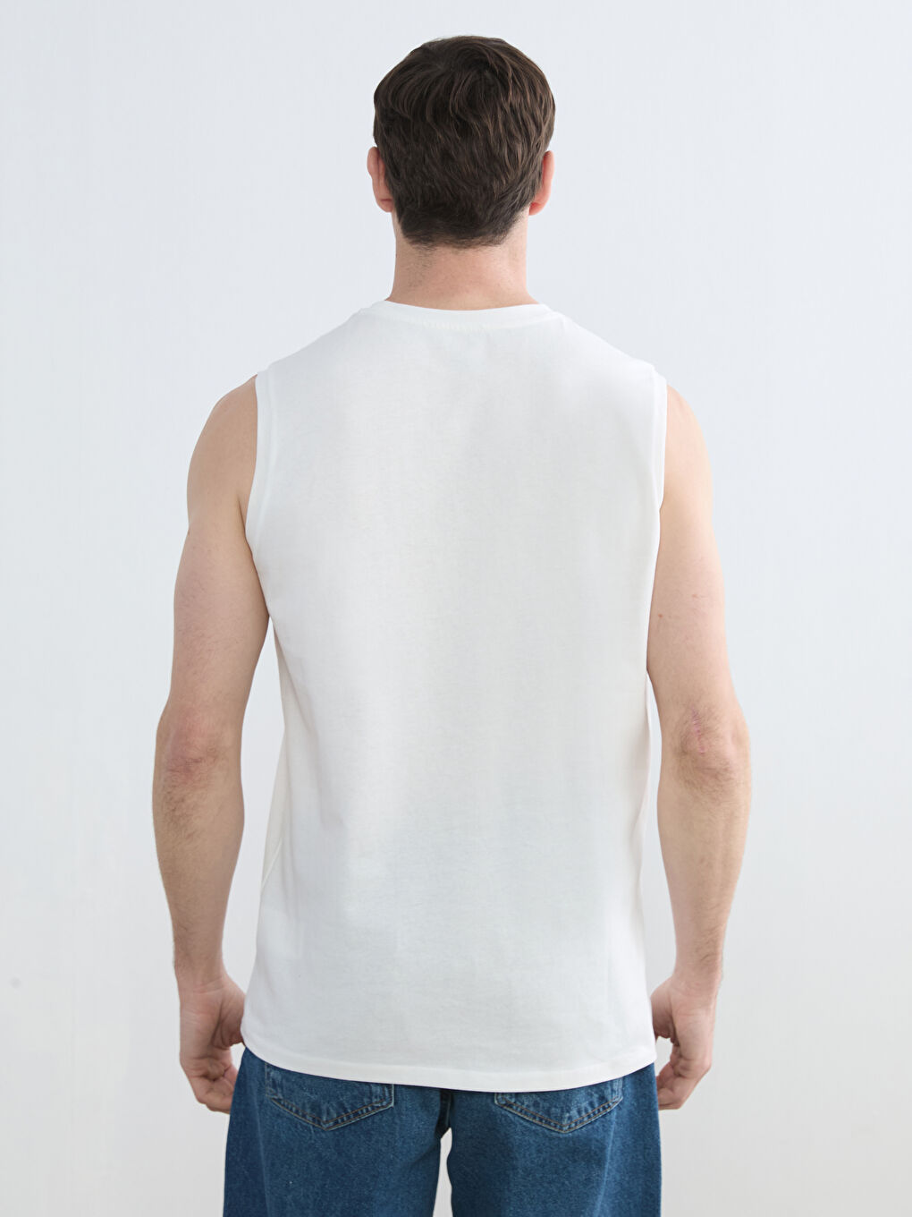 Beyaz Bisiklet Yaka Baskılı Penye Erkek Tişört-3