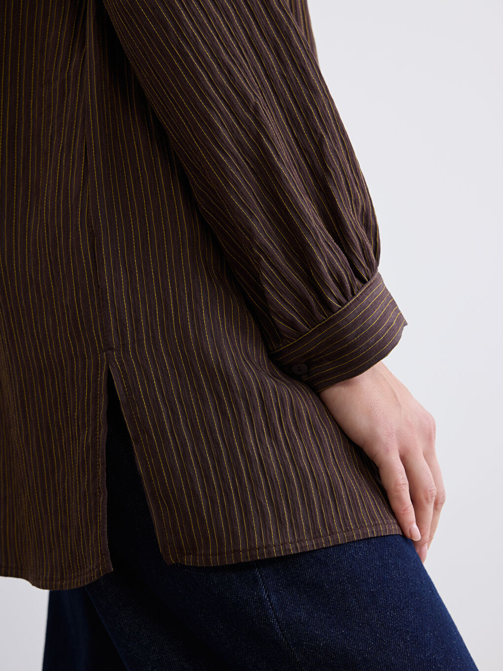 Kahverengi Gömlek Yaka Çizgili Oversize Armürlü Kadın Tunik-3