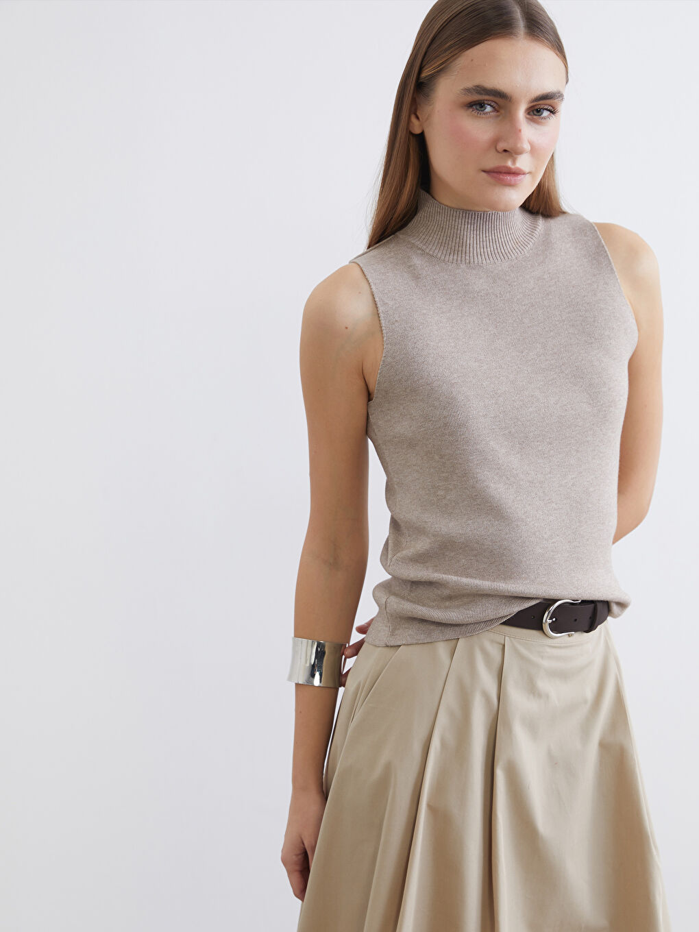 Bej Yarım Balıkçı Yaka Kadın Triko Süveter	