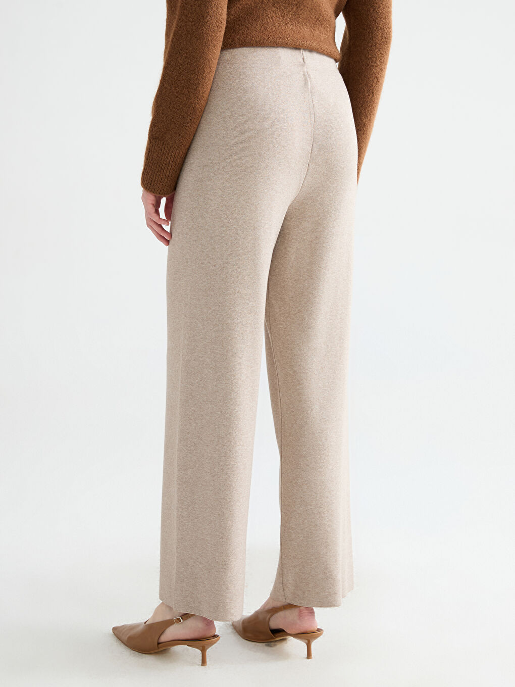 Bej Beli Lastikli Kadın Triko Pantolon-3