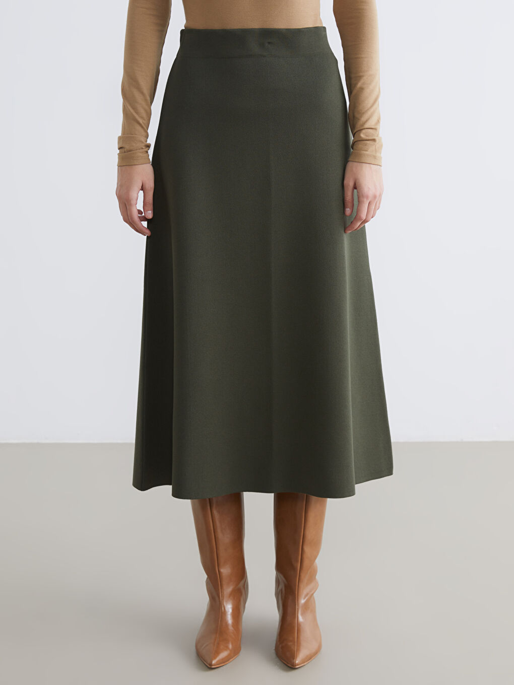 Haki Beli Lastikli Triko Etek-1