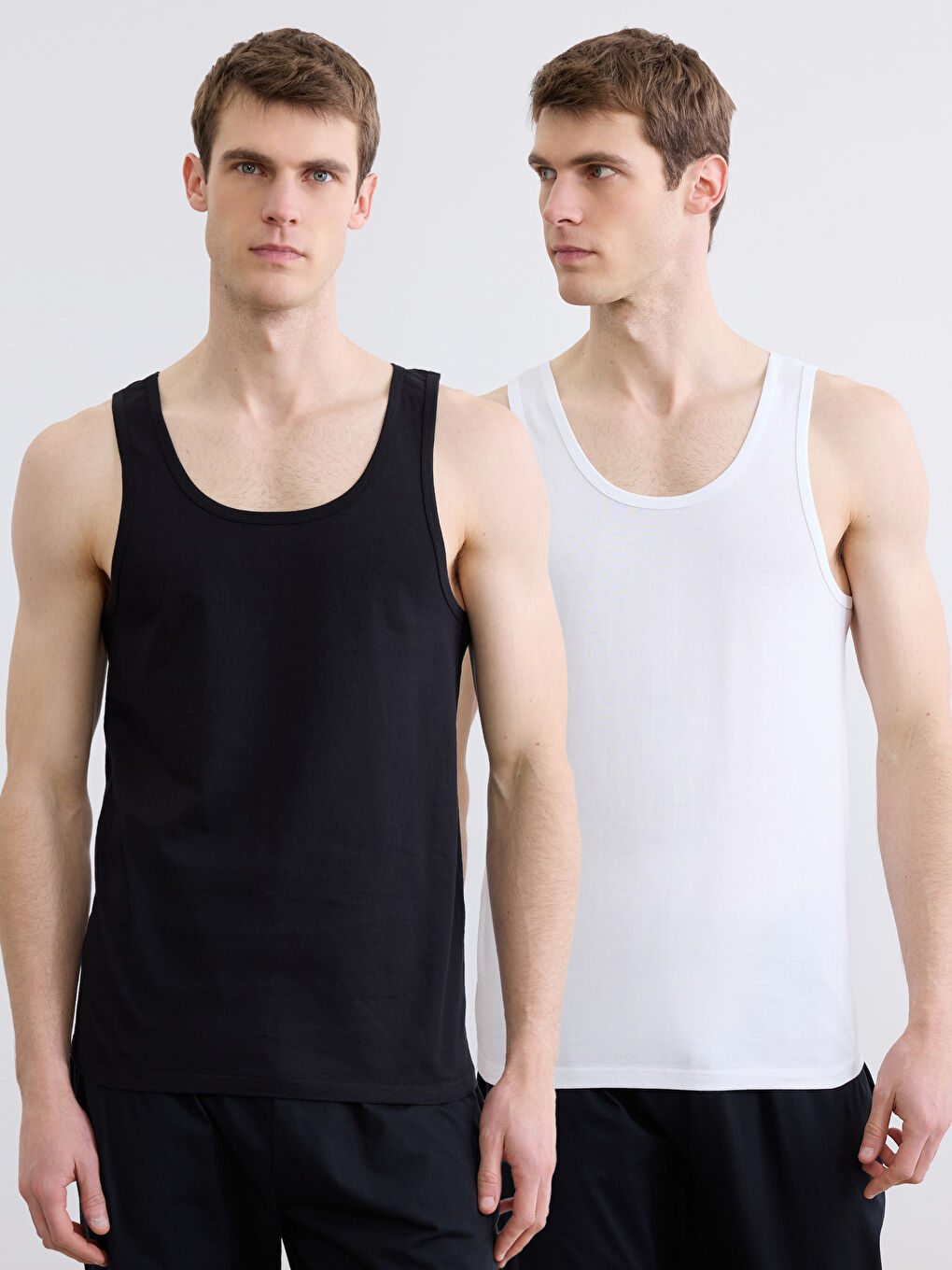 Siyah U Yaka Penye Erkek Atlet 2'li