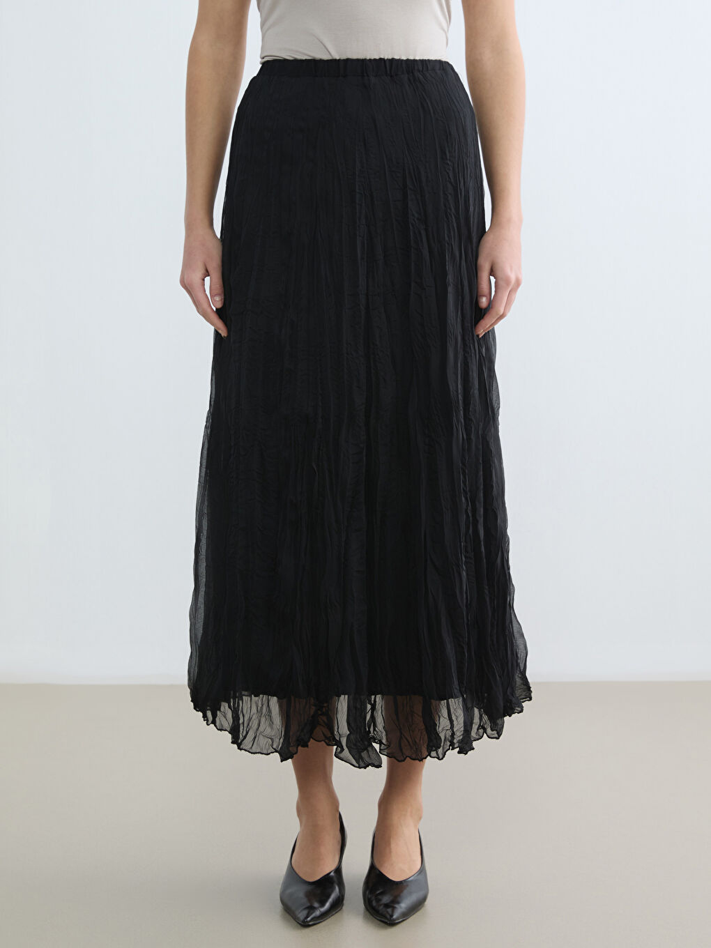 Siyah Beli Lastikli Şifon Etek-1