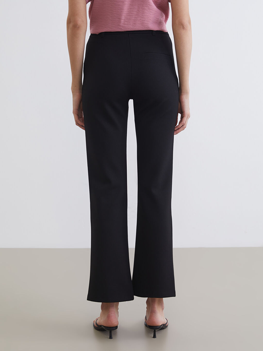 Siyah Yüksek Bel İspanyol Paça Kadın Pantolon-3