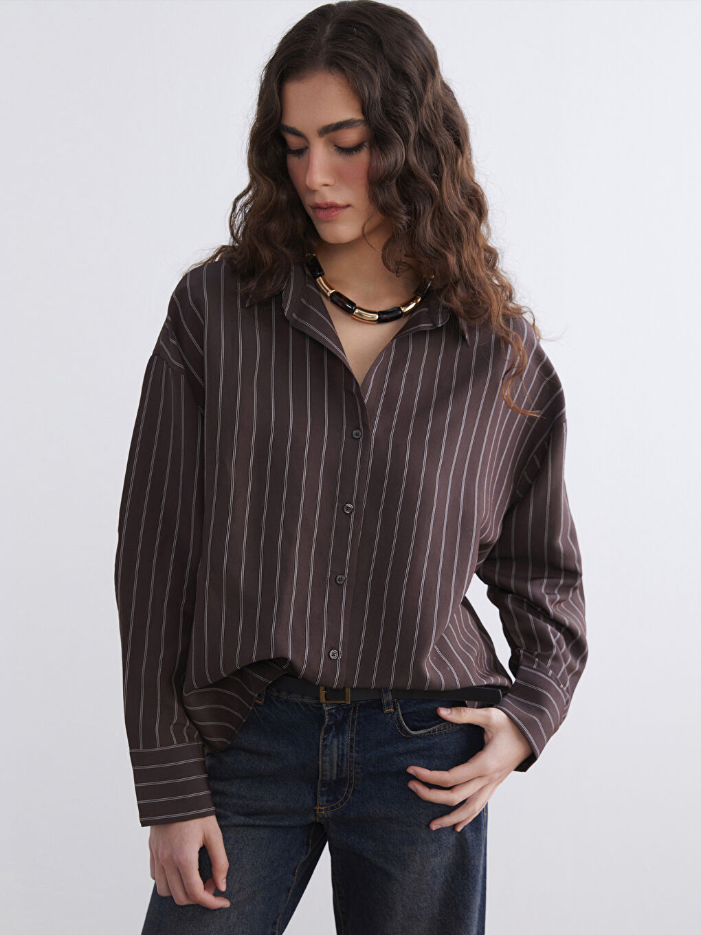 Kahverengi Çizgili Oversize Kadın Gömlek