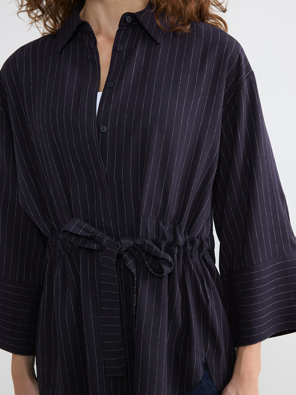 Lacivert Çizgili Bağlamalı Oversize Kadın Gömlek-2