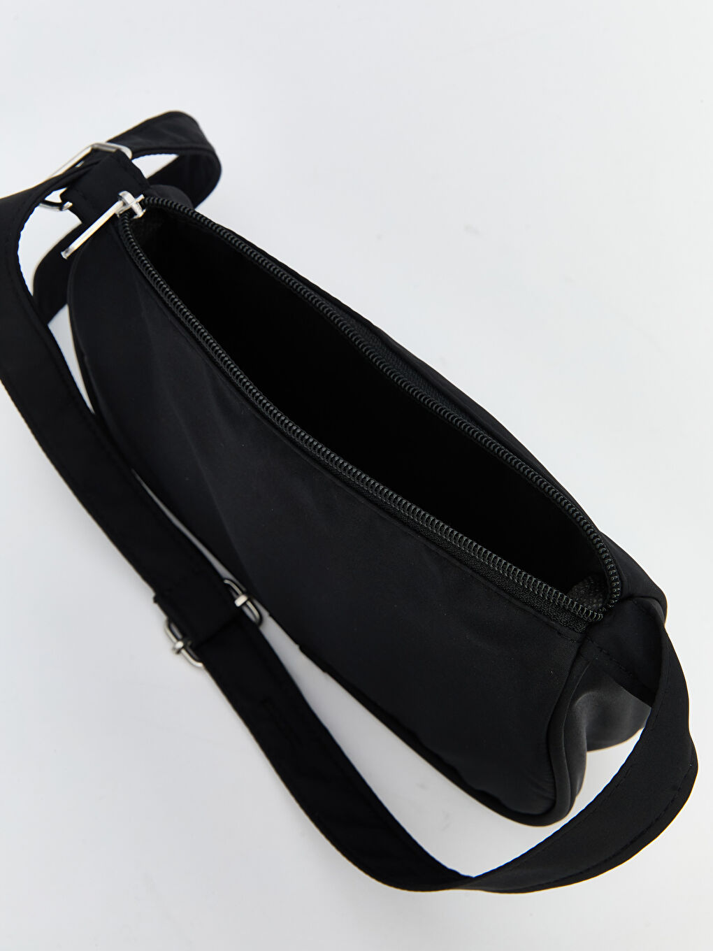 Siyah Deri Görünümlü Kız Çocuk Omuz Çantası-2