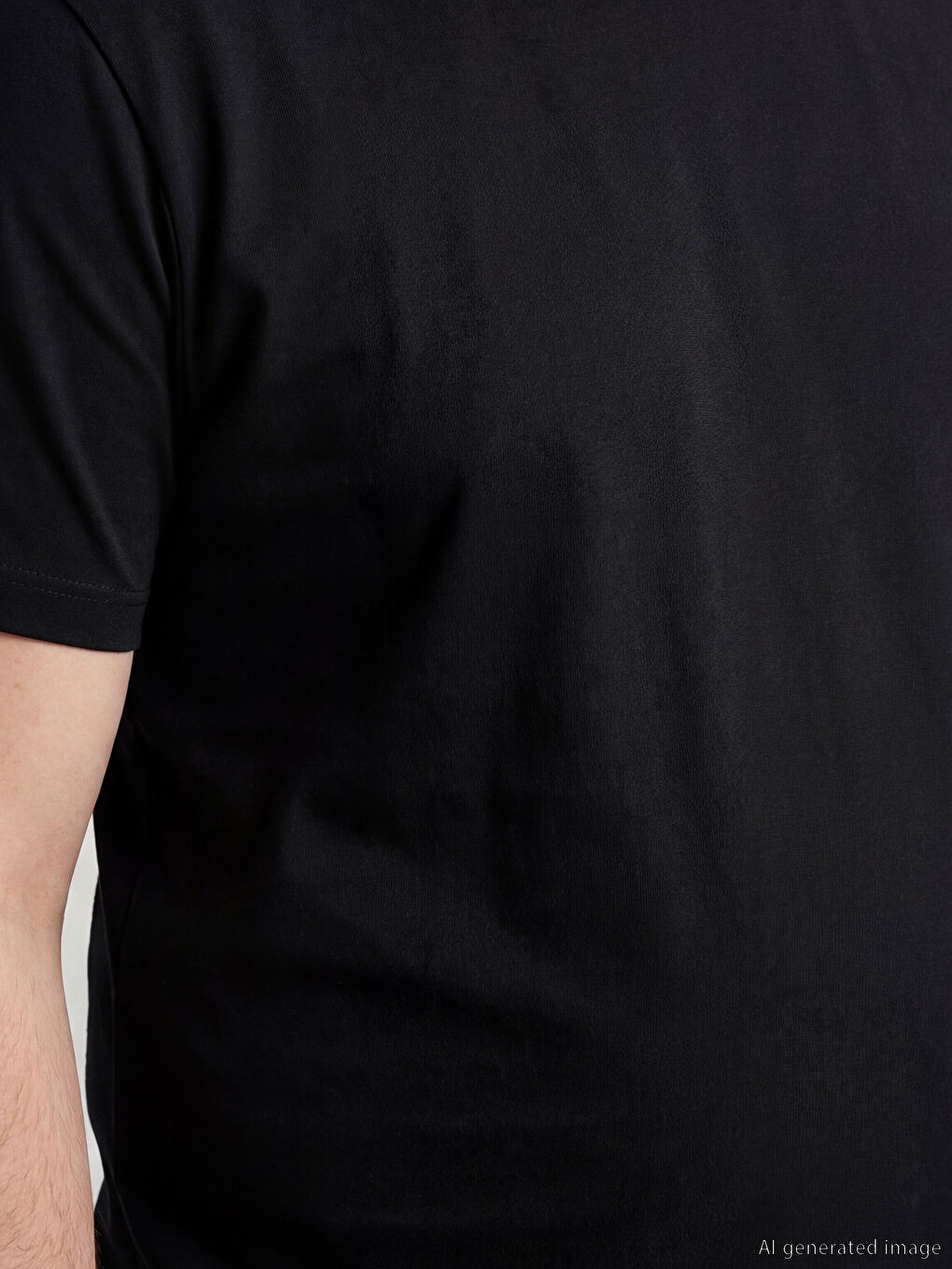 Siyah Bisiklet Yaka Kısa Kollu Erkek Atlet-2